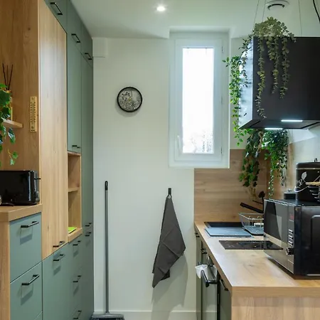 Suite Jungle - Jardin, Netflix Et Parking - Le Manoir Aux Pommes Orbec Exterior photo