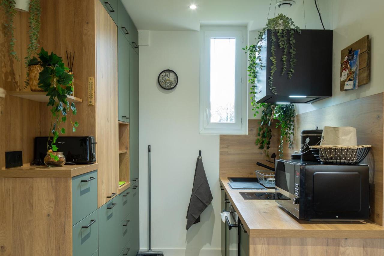 Jungle - Jardin, Netflix Et Parking - Le Manoir Aux Pommes * Orbec